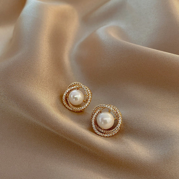 Elegant Simulated Pearl Stud Earrings