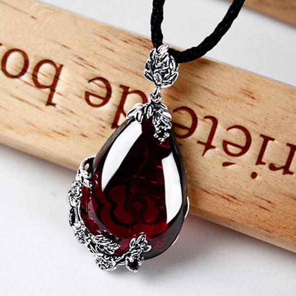 Retro Royal Natural Stones Pendant Necklace