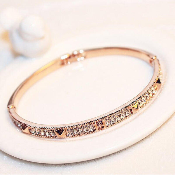 Creative Classic Crystal Bangle Bracelet